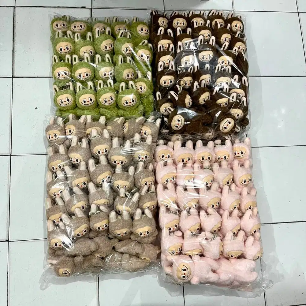 PAKET USAHA GANTUNGAN KUNCI BONEKA LUCU BERDIRI DARI BKK BANGKOK
