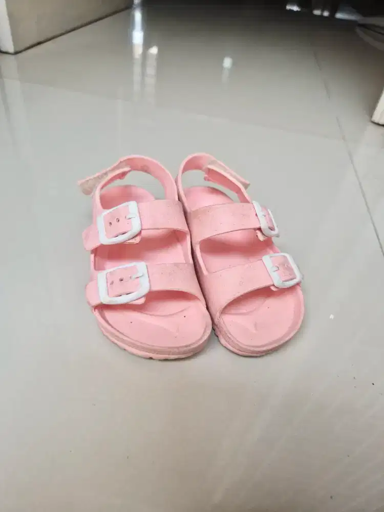 Sandal sepatu anak uk 25 26