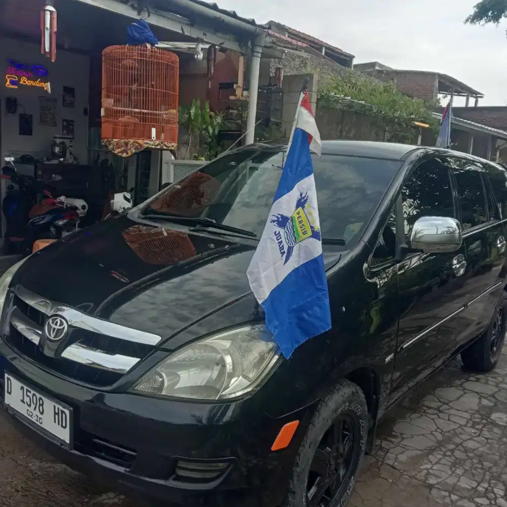 Toyota Kijang Innova G Manual Bensin