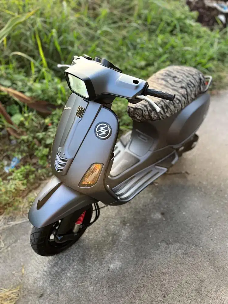 Vespa S 125 iGET GREY MATTE Siap Gas Temurah