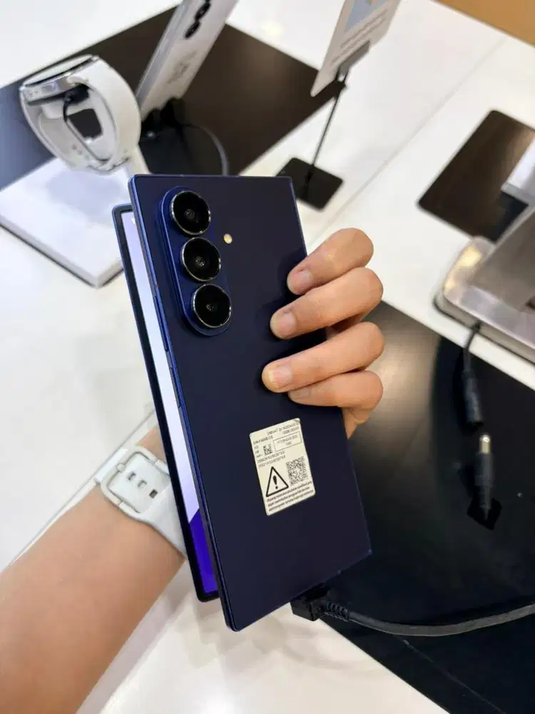 Kredit Galaxy Samsung Fold 7 Gratis 2X Cicilan