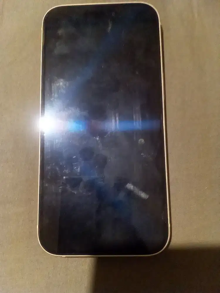 Dijual iphone 15 /138 ibox resmi  minus