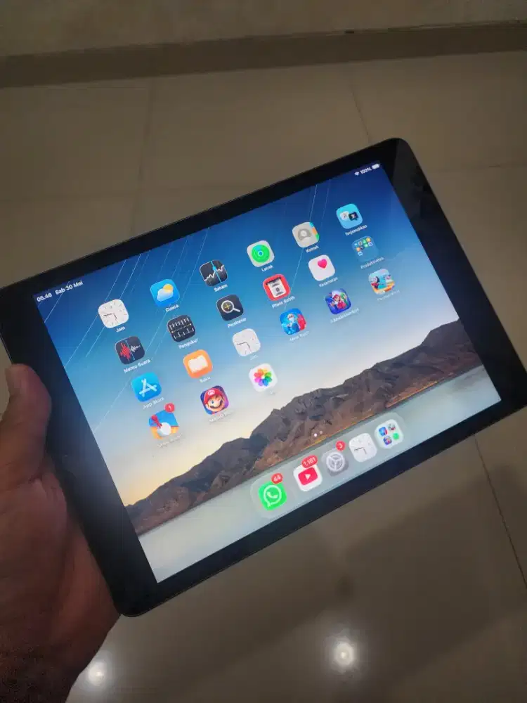 Di jual ipad gen 9 2021 wifi 64 GB