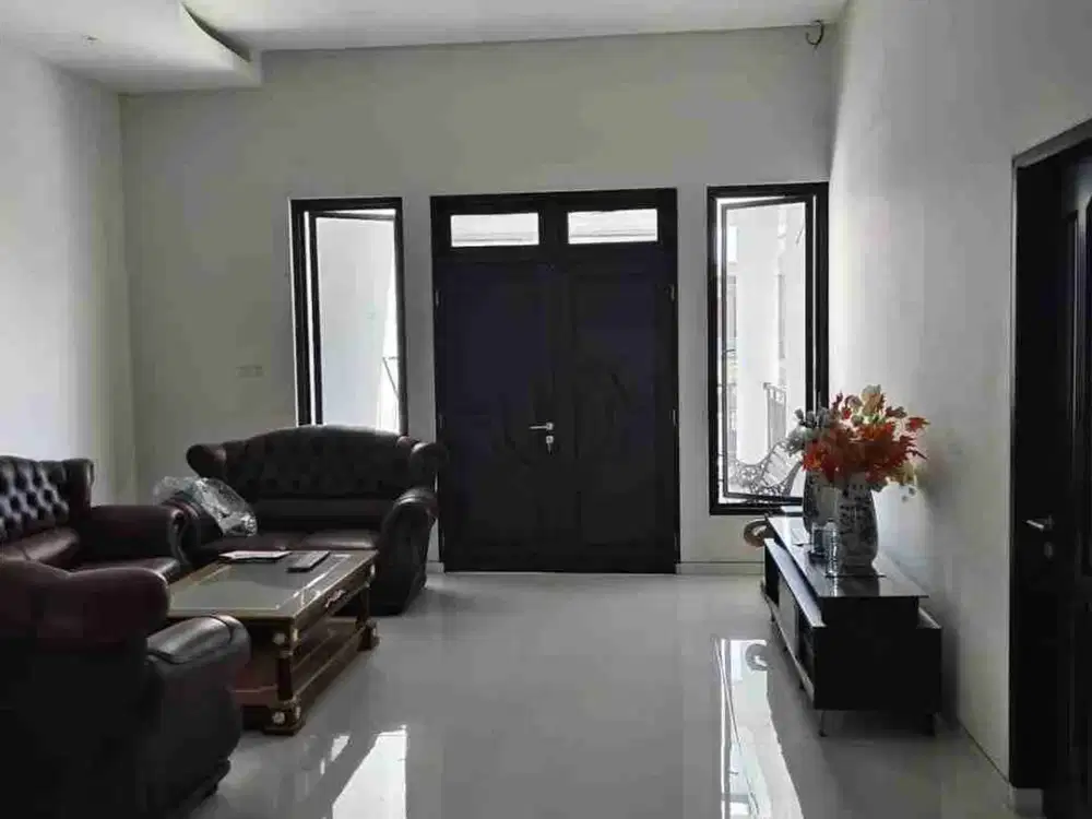 Dijual Rumah Dharmahusada Surabaya Timur Lokasi Di Jalur Utama