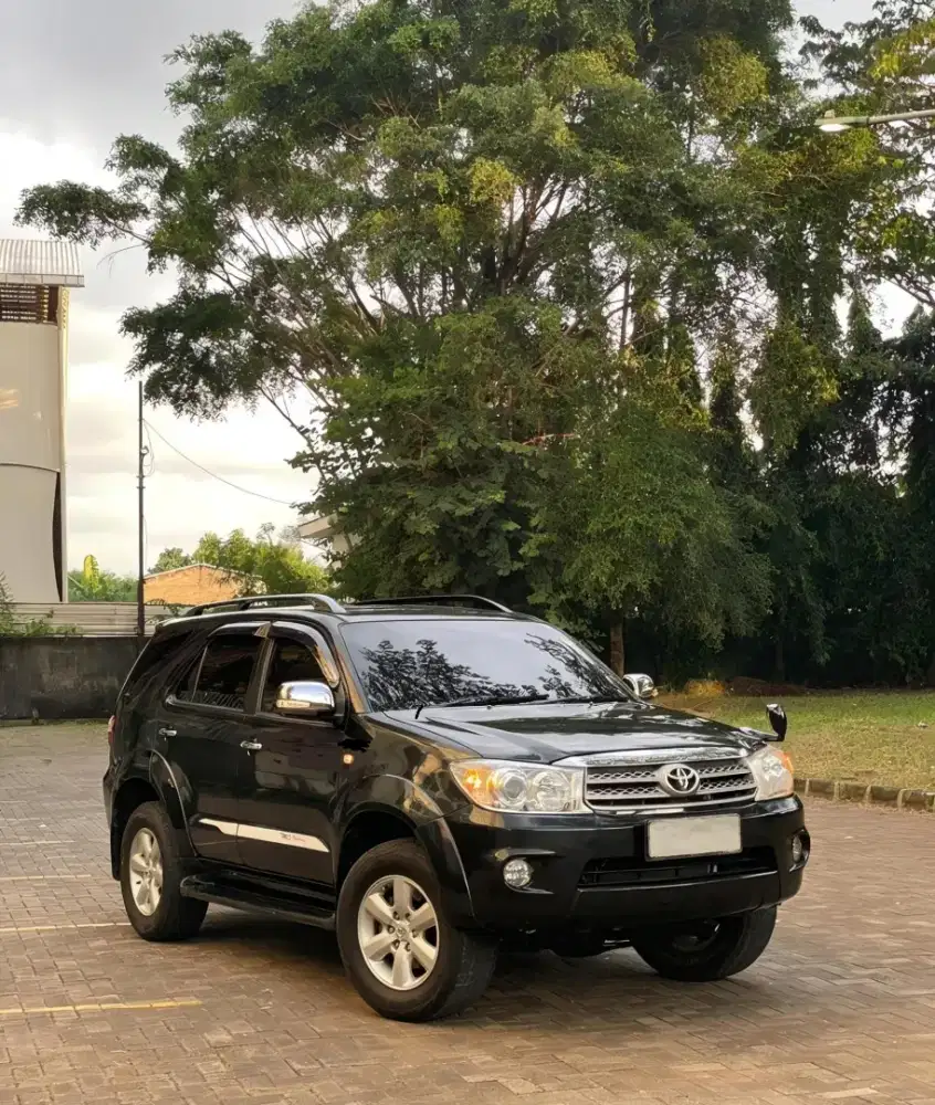 Toyota Fortuner 2.5 G Diesel 2010 Matic