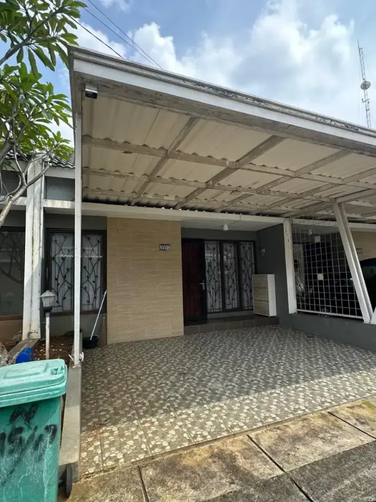 Disewakan Rumah di komplek permata Cimanggis