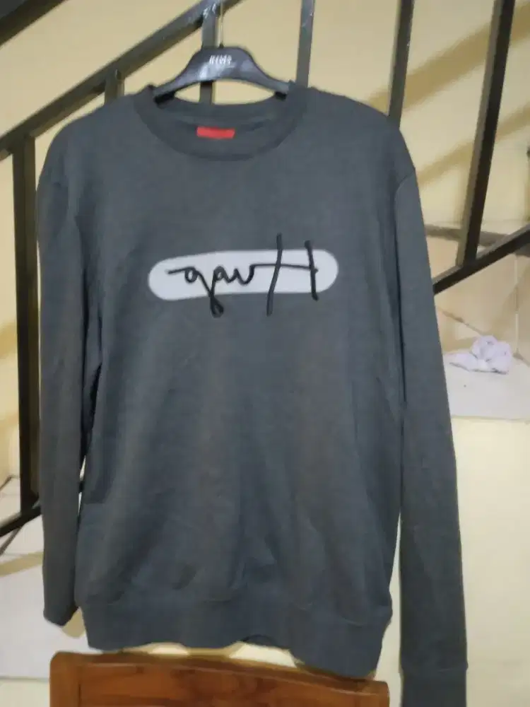 Hugo boss sewat shirt ori