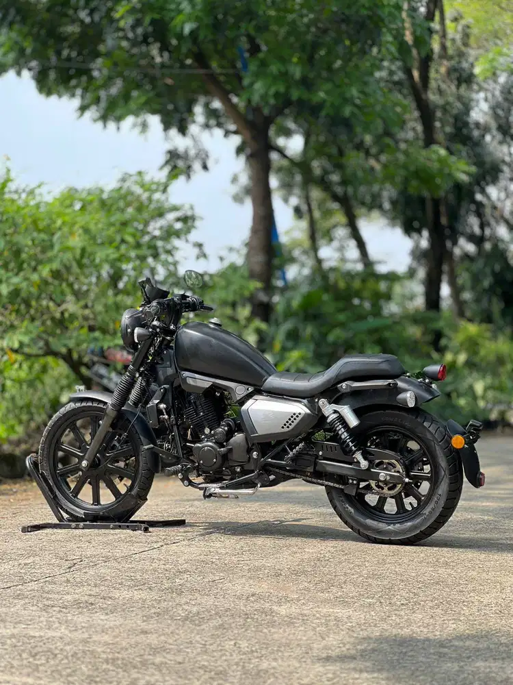 BENELLI MOTOBI 200 EVO HITAM 2023 KM 4K PAJAK PANJANG SUPER MULUS