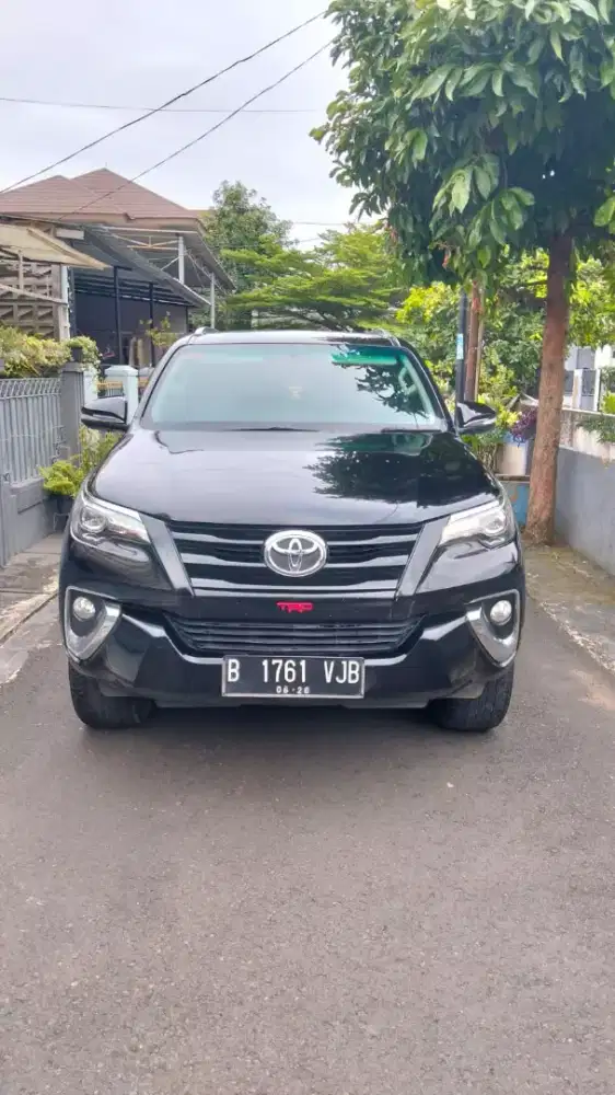 Fortuner VRZ TRD 2.4 Matic 2016