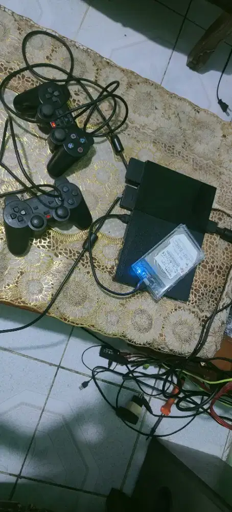 PS 2 hardisk 120 GB sdh terisi save an tamatnya kondisi normal