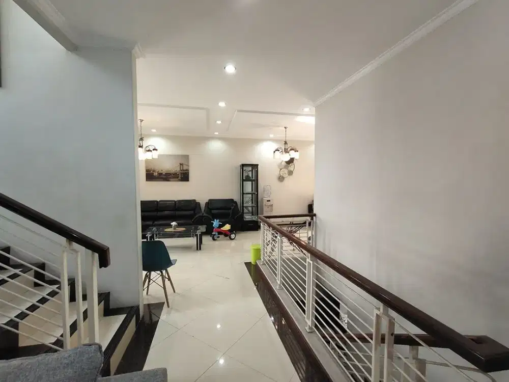 Rumah Disewakan Berperabot (furnished) Di Warung Jati, Buncit, Mampang, Kalibata