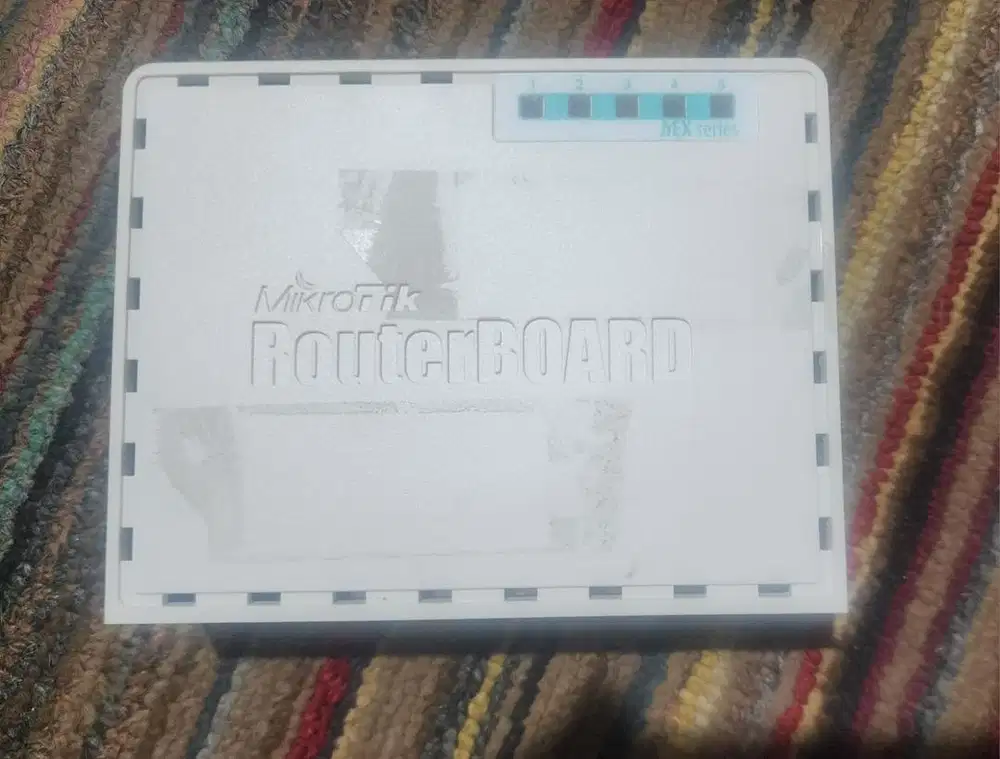 Mikrotik Roaterboard RB750Gr3