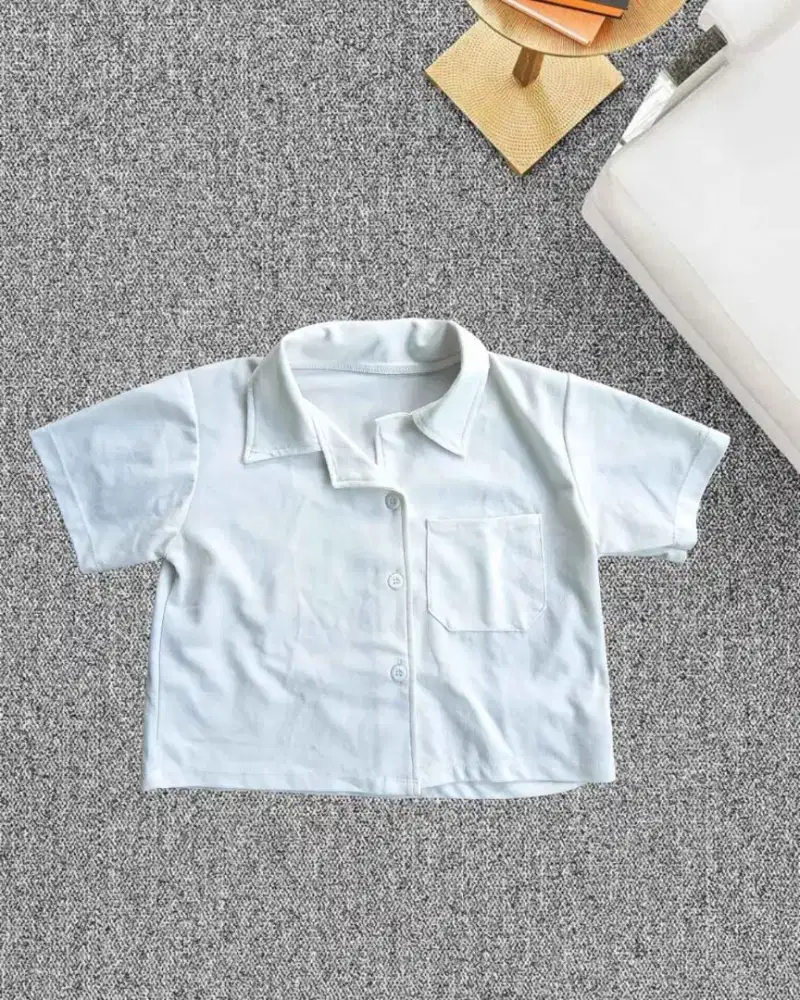 Preloved Kemeja Crop Putih Lengan Pendek