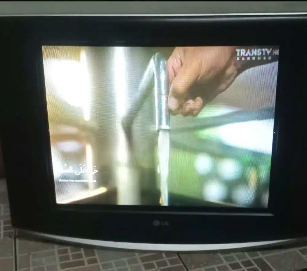 Jual tv LG SLIM ORIAN 21 inc siap untuk d antar