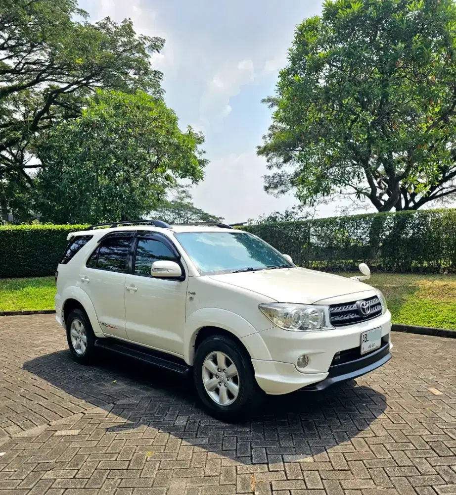 (DP 46 JT) FORTUNER 2.5 TRD AT 2009
