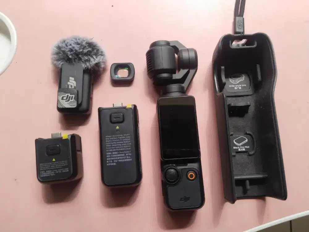 DJI OSMO POCKET 3 CREATOR COMBO