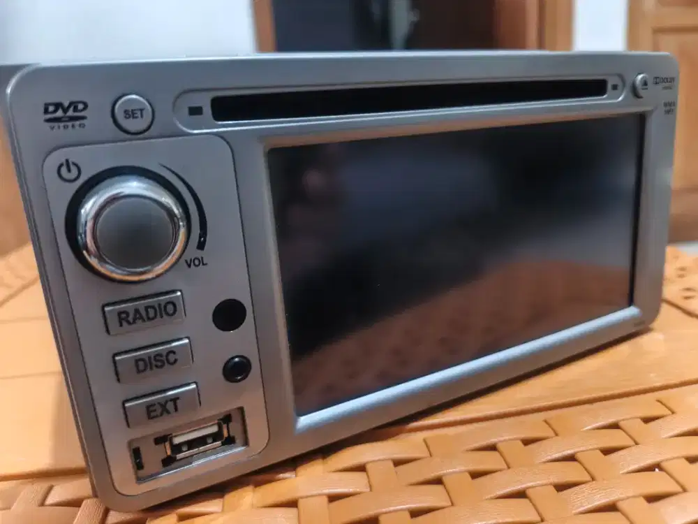 Head Unit Double Din Ex. Innova