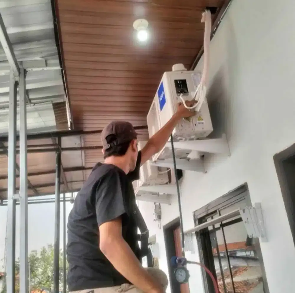 Cuci Ac, Bongkar/Pasang Ac, Servis Ac, Vakum/freon dll