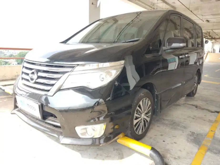 DP Murah Nissan Serena  2.0 Highway Star Bensin-AT 2015