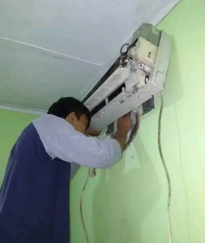 Bongkar/Pasang Ac, Cuci Ac, servis Ac, dll