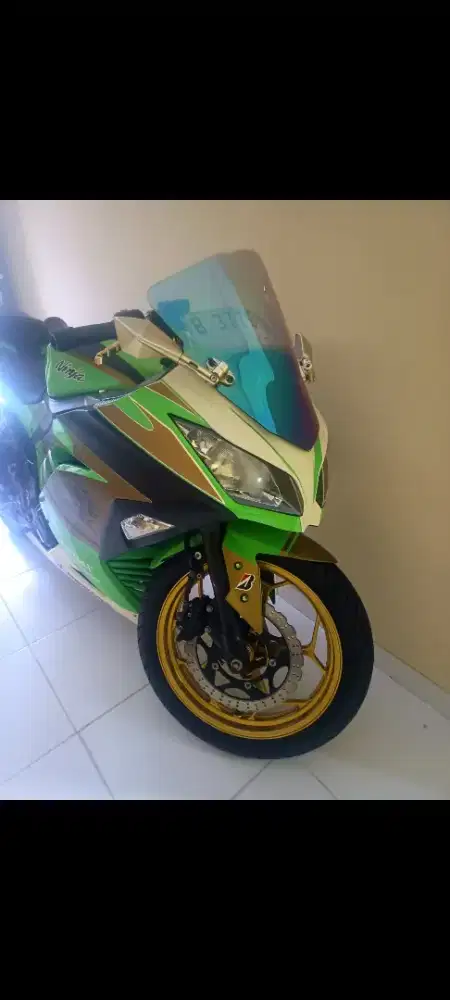 Kawasaki ninja 250 FI 2013 hijau