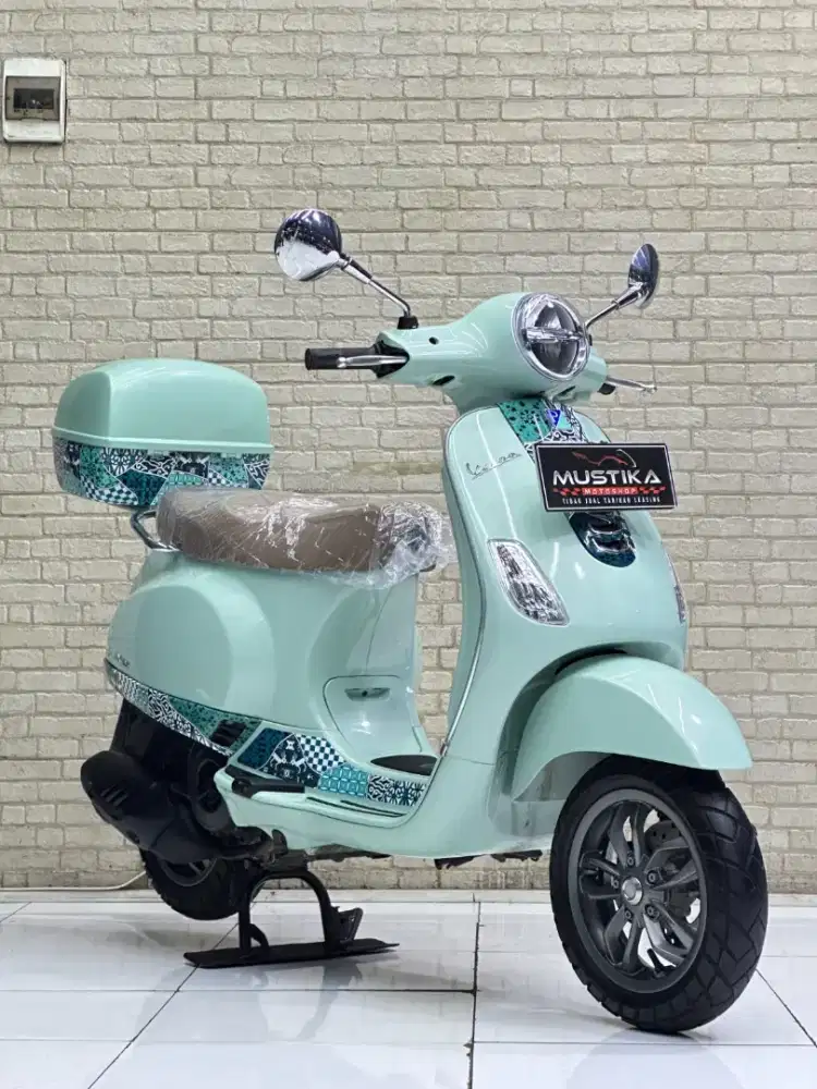 RARE ITEM‼️Vespa LX 125 Batik Limited Edition Pmk 2024 - Dava Mustika