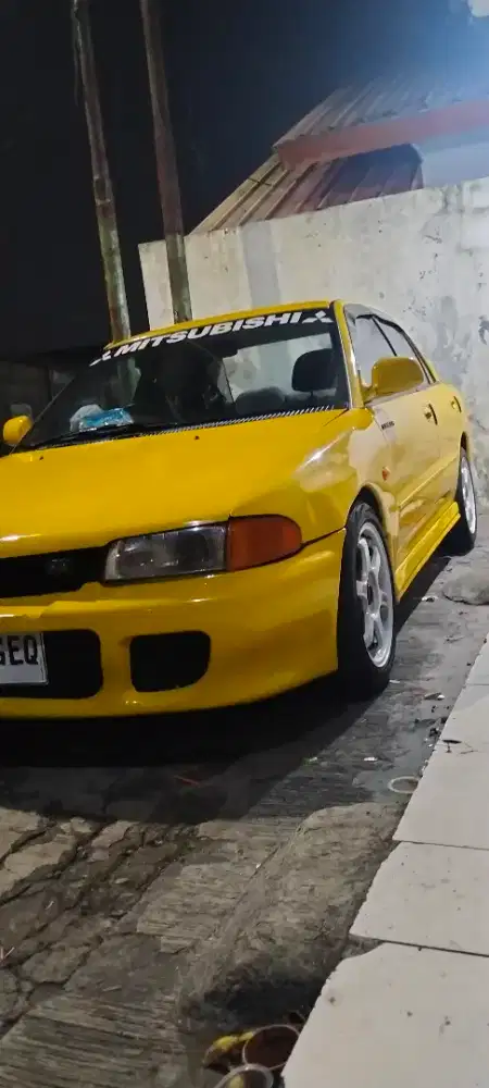 Mitsubishi Lancer 1994 Bensin