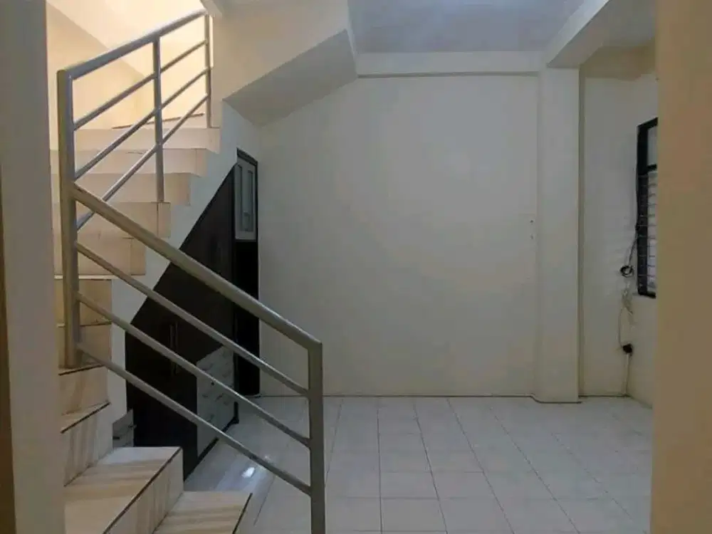 REV.A519 Rumah 2 Lantai di Pandugo Baru Surabaya Kawasan Nyaman Murah