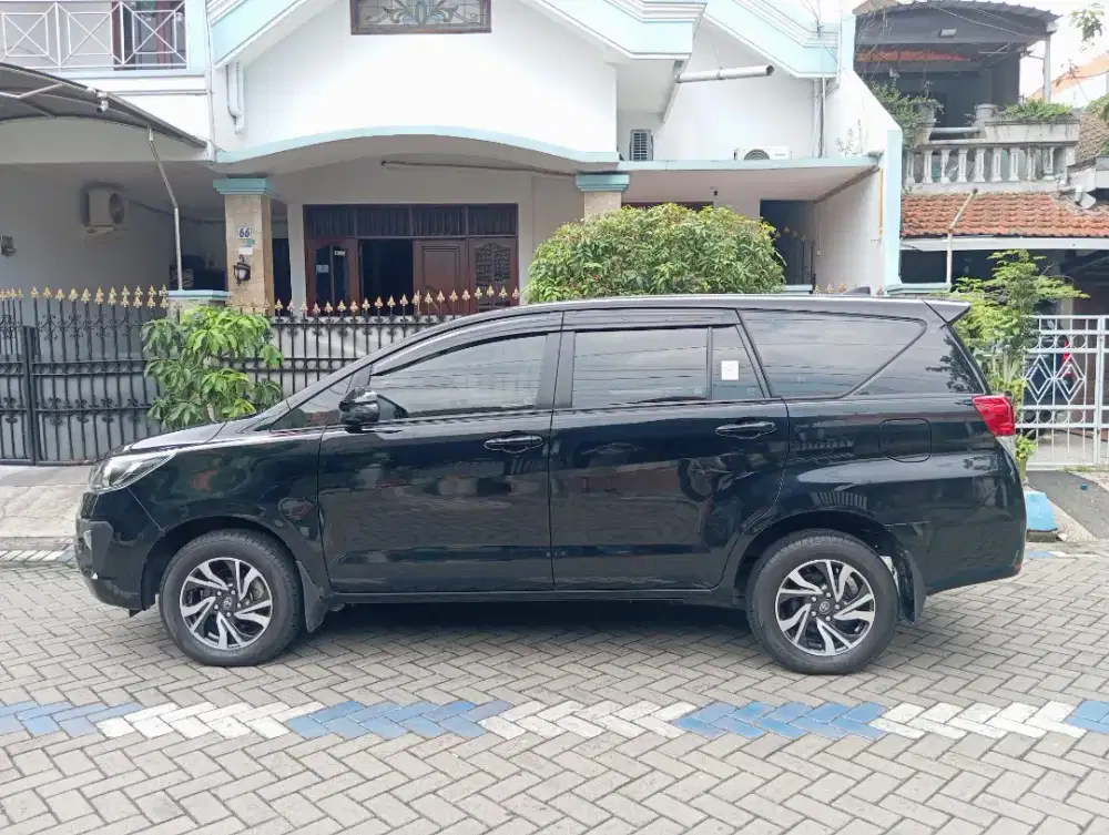 Innova Reborn G Diesel Matic 2025