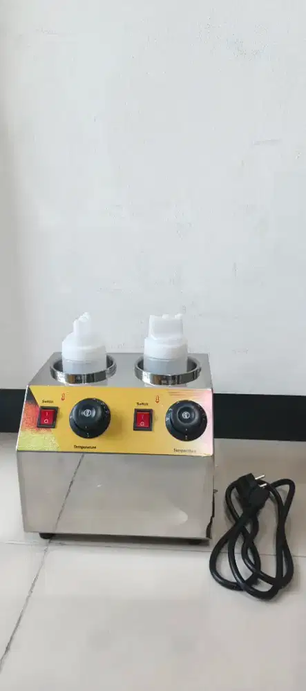 Sauce warmer machine