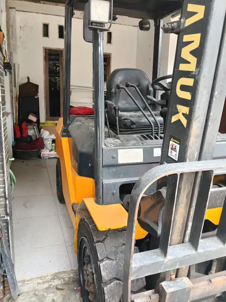 Forklift dijual kapasitas 3 ton manual 2018