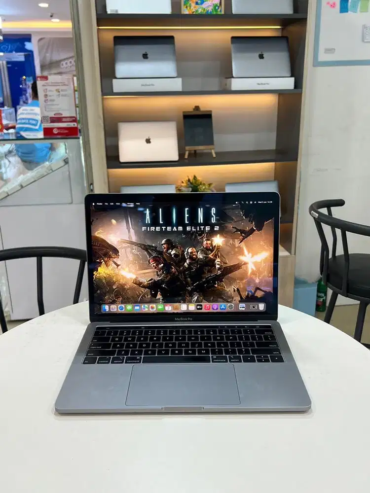 MacBook Pro 2019 - 13 inci - i7/16/512GB