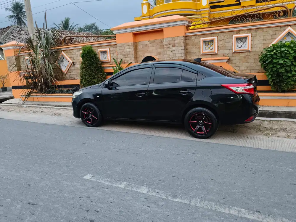Toyota Vios Limo 2013 Bensin