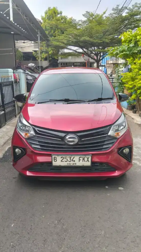 Sigra 1.2 R Deluxe Matik