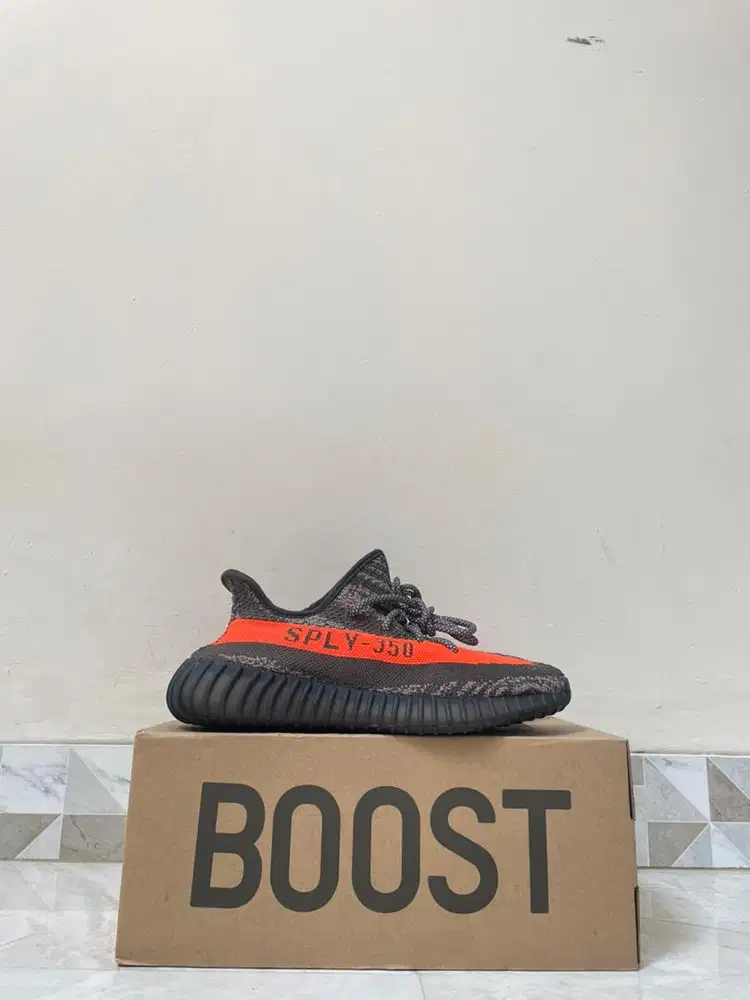 Adidas Yeezy 350 V2 Carbon Beluga (Size 40 2/3) BNIB Original 100%