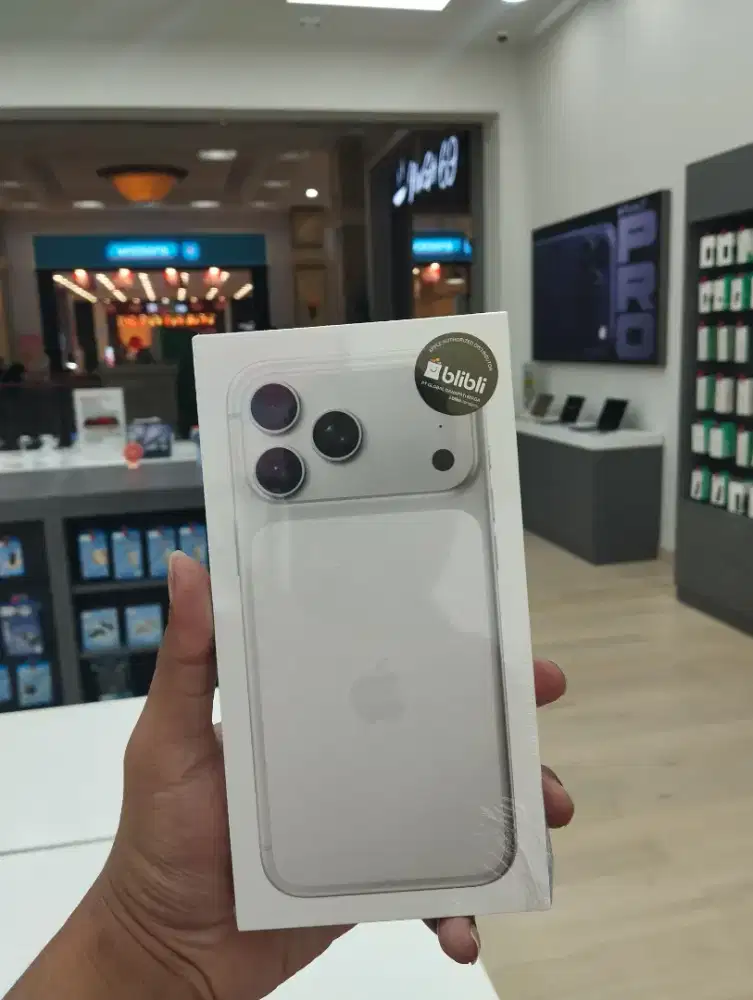 iPhone 17 pro max
