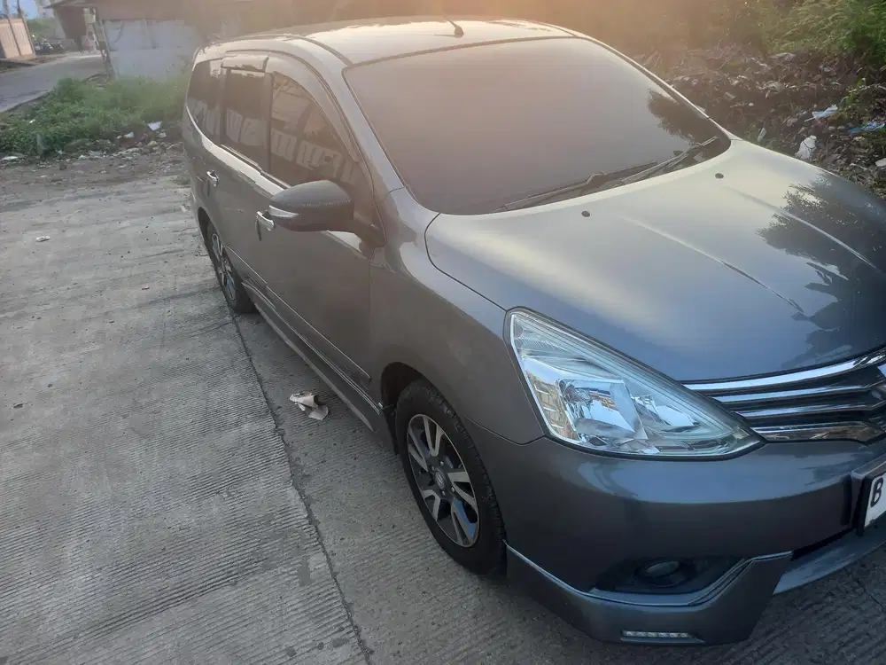 Nissan Grand livina 2018 Bensin