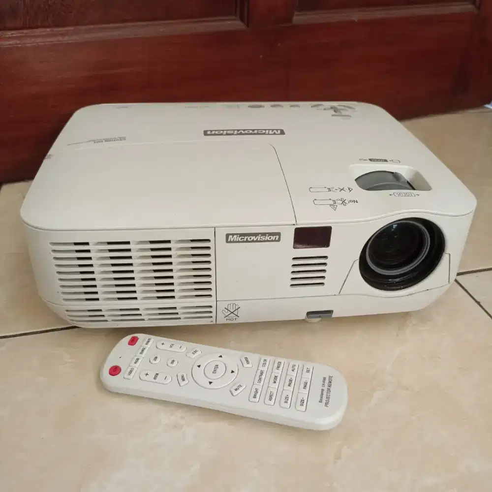 Proyektor MICROVISION MS130