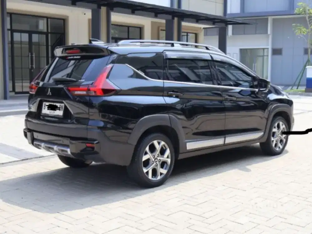 CASH ONLY MITSUBISHI CROSS PLUS 2023