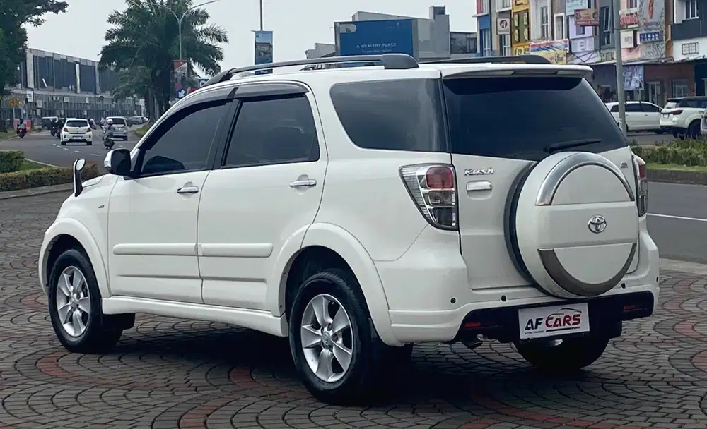 Toyota Rush S At 2013 Bensin