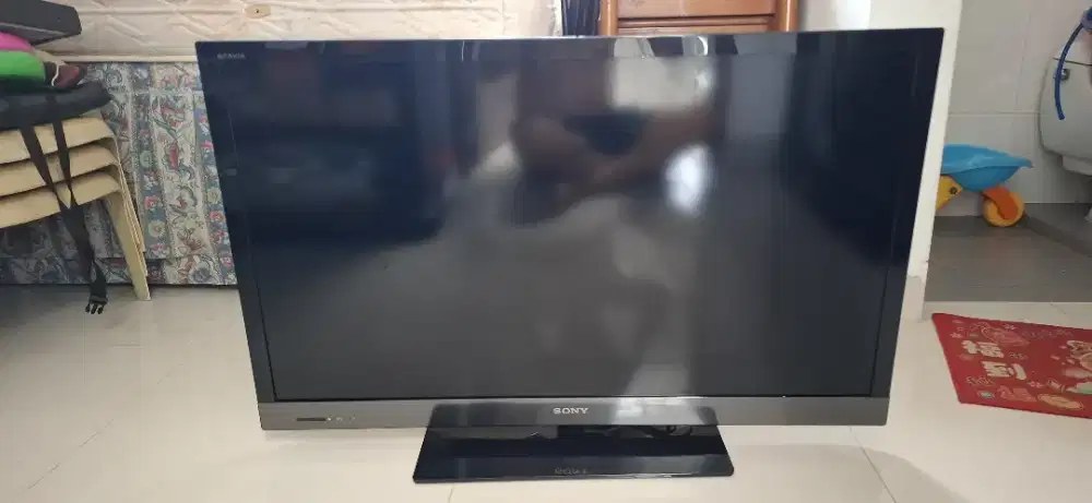 lcd 40 inci sony