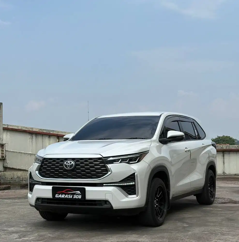 Toyota Kijang Innova Zenix 2.0 V CVT AT Bensin 2024 Non Hybrid KM 35rb