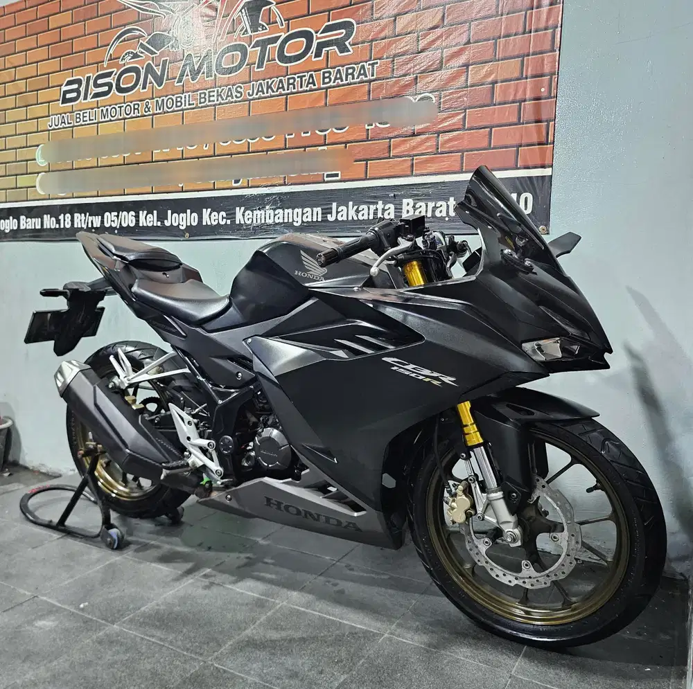Sperti baru! HONDA NEW CBR 150 R 2023 cbr150r cbr 150r Fi pajak ON