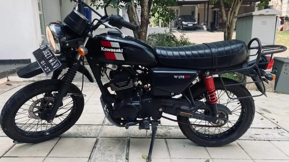 Jual Kawasaki W175 TR SE 2020