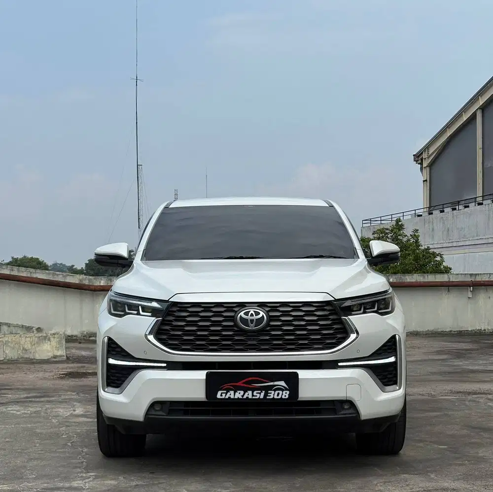 Toyota Kijang Innova Zenix V 2.0 CVT AT Bensin 2024 Putih Non Hybrid