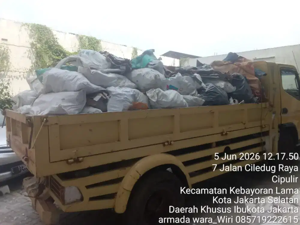 Jasa buang puing dan pengurugan