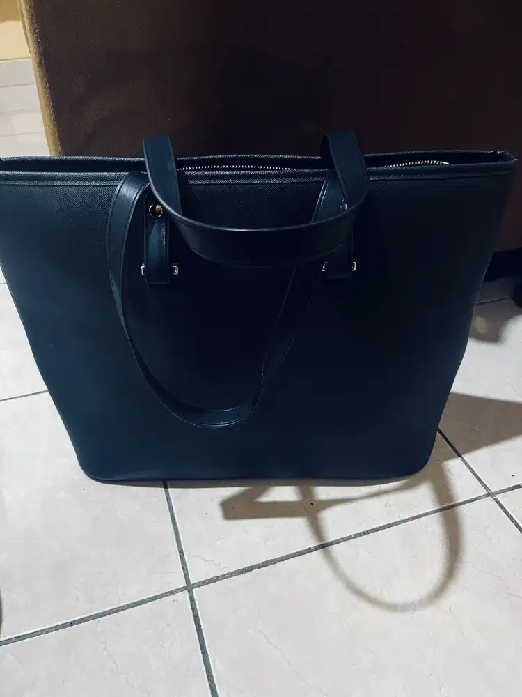 Tas Bahu H&M hitam polos