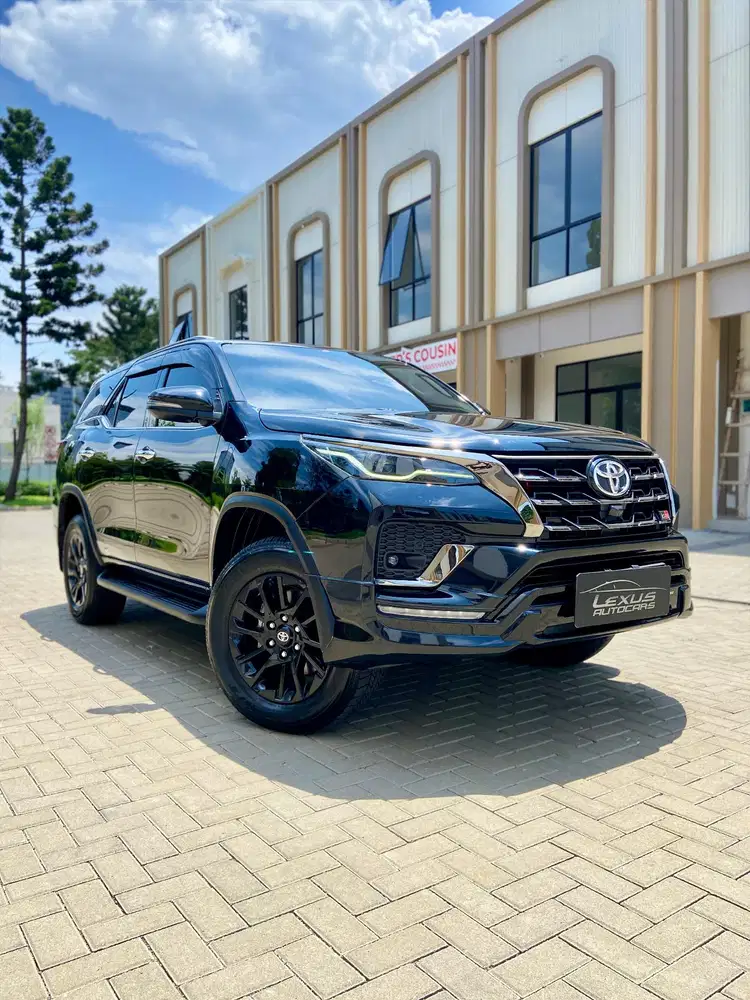 FORTUNER GR 2.8 TERMURAH NO PR, SERVICE RECORD TOYOTA