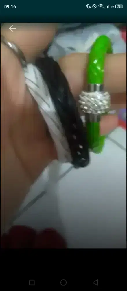 Gelang wanita ada rotan 2 warna putih hitam