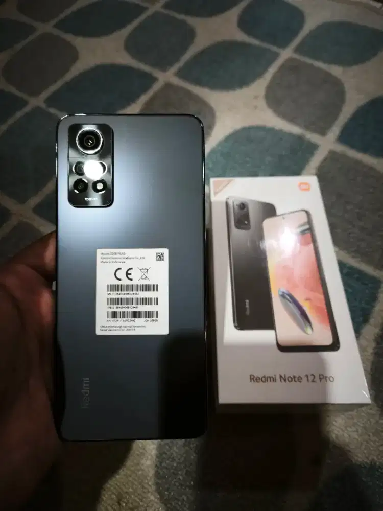 Dijual Cepat HP Xiaomi Note 12 Pro 8/256 like New Full Set